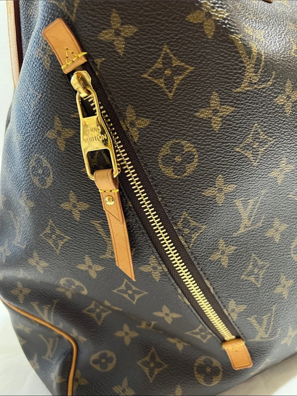N/A authentic louis